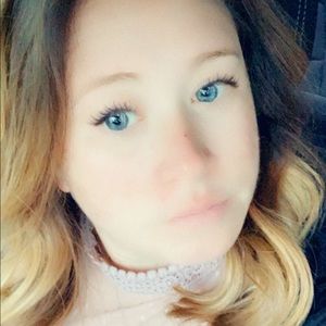 Meet your Posher, Lauranne